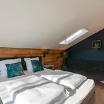 Luxe Keizerskroon - Aan Zee Villa