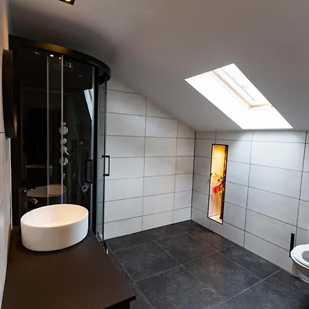 Luxe Keizerskroon - Aan Zee Вилла Юлианадорп