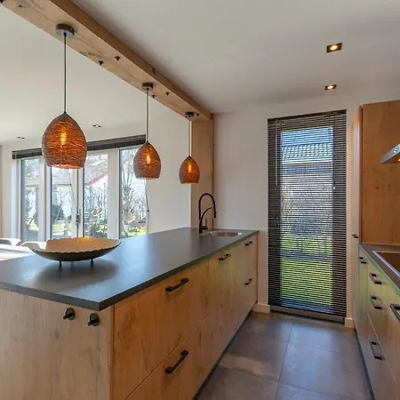 Luxe Keizerskroon - Aan Zee *